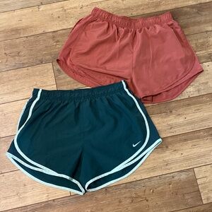 2 pairs of Nike Tempo shorts - size L